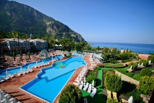 LIBERTY LYKIA ADULTS ONLY 5*